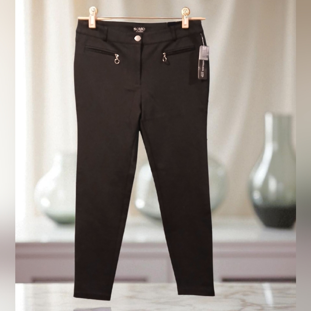 New Soho Apparel Ltd. Black Slim-Fit Pants Womans Size 10 Minimalist